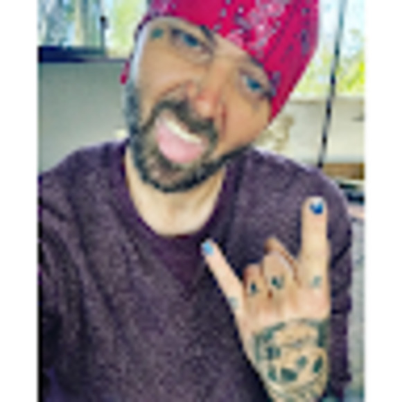 Meet your Posher, Aaron - Picture 1 of 1